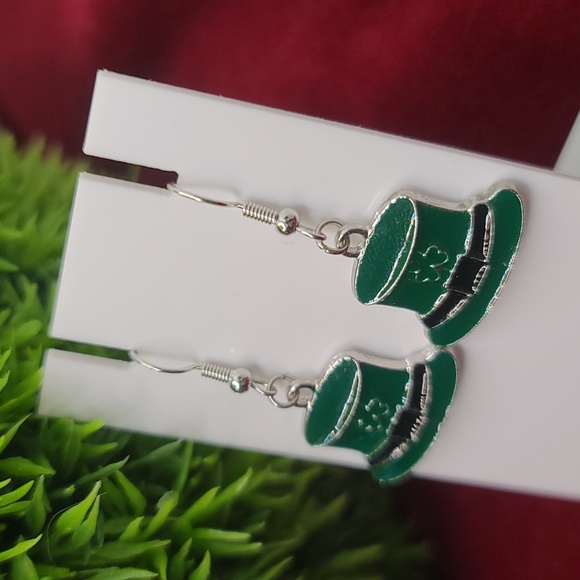 Leprechaun Hat Irish  dangle earrings - Picture 5 of 5